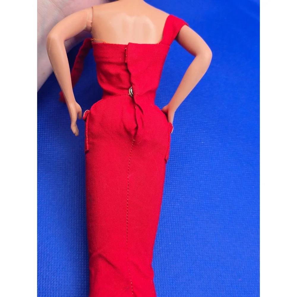 Vintage Barbie 1960s Sheath Sensation #986 Red Dress Mattel Classic READ